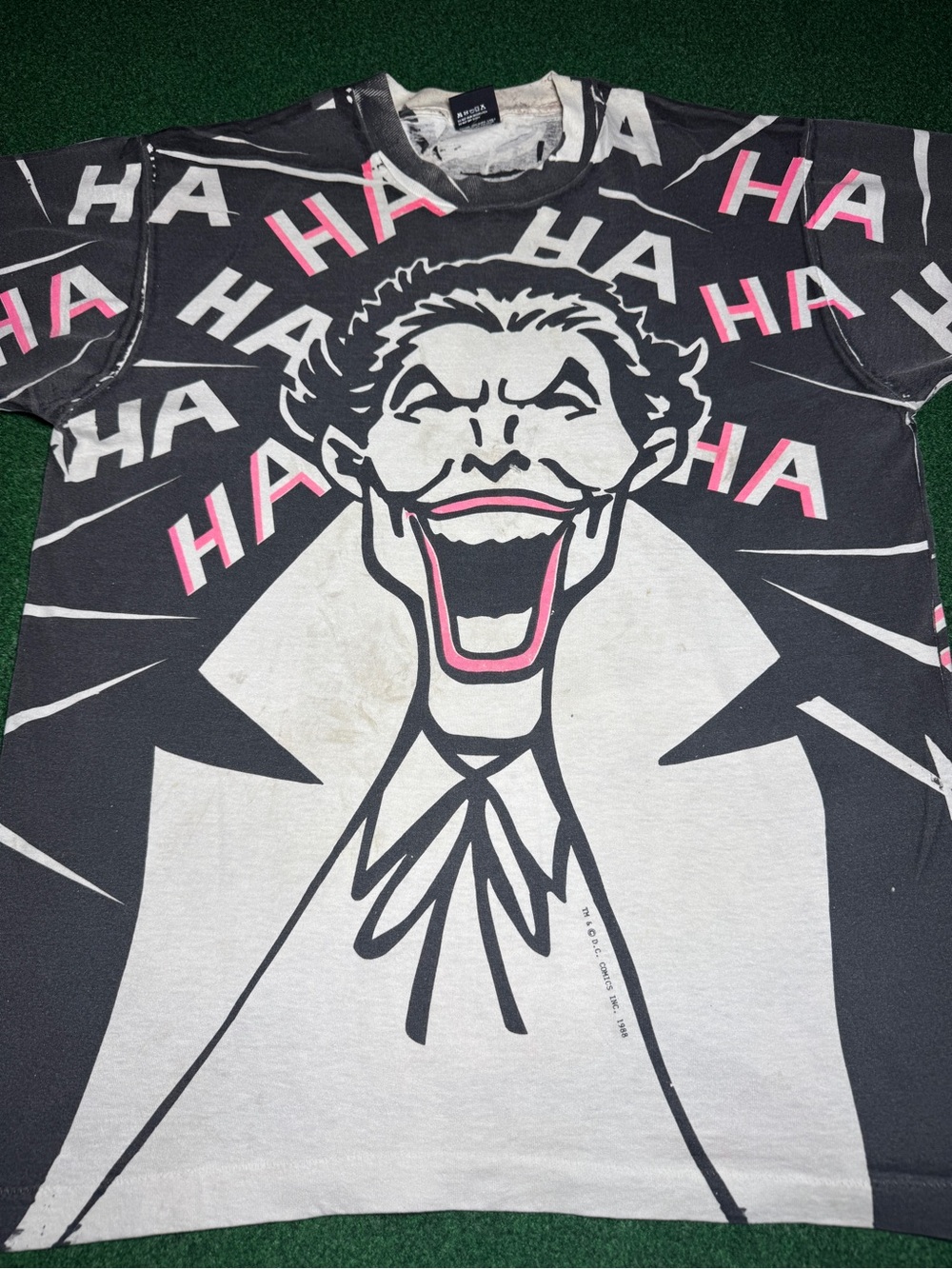 CRAZY Vintage 80s Joker Batman Killing Joke T-shirt, Comic Book All Over Print - Picture 2 of 9